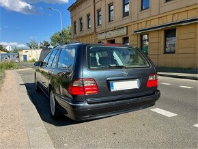 Mercedes-Benz E430 T 4matic