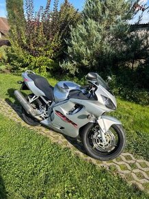 Honda CBR 600 F4i 2001 81kw