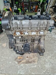 Motor 1.4 16v CGG naj. 160000