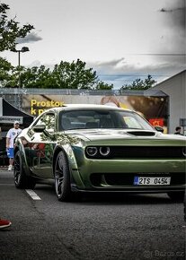 Dodge Challenger 6.4 Widebody manuál 2021