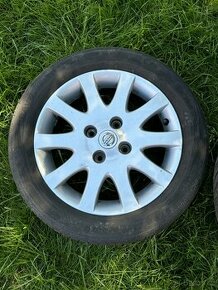 ALU kola Nissan 4x114,3 R16 pneu 195/55