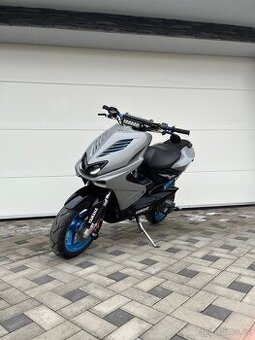 Yamaha aerox 50 (70)