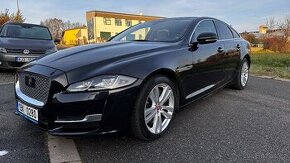 JAGUAR XJ 3.0 BiTd 221KW 120 tis km původ ČR SERVIS JAGUAR