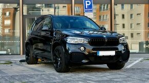 BMW X5 F15 Xdrive 30d CZ, M-packet, po servisu, dve sady kol