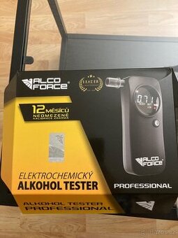 Profesionální elektromechanický alkohol tester