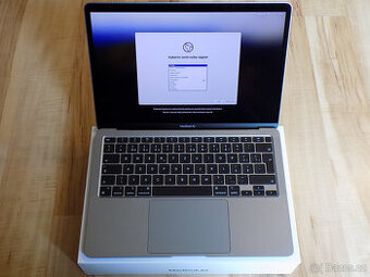 APPLE MacBook Air 13,3" (2020) / M1 / 8GB RAM / 256GB / CZ 