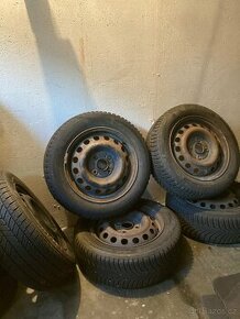 Zimní pneu 195/60 R15