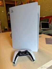 PS 5 s mechanikou