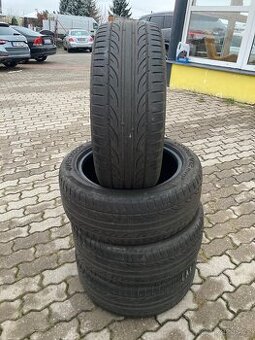 Sada letních pneu Hankook 225/50/17, cca 5 mm