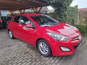 Hyundai i30 1.6i 99kw Edition