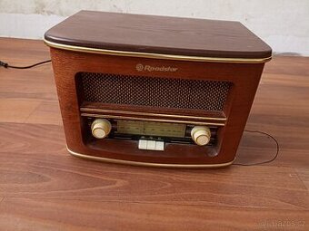 Retro rádio Roadstar