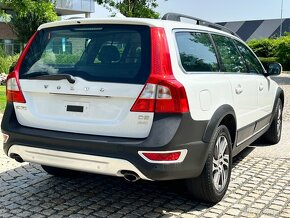 Volvo XC70 2.4 D5 158KW 4x4 AUT KAMERA VÝHŘEV NAVIGACE 2012