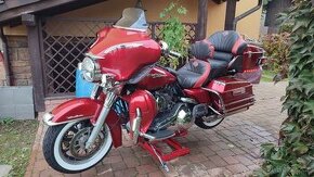 Harley Davidson Electra Glide - 1