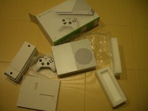 XBOX ONE S 1TB