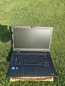 Toshiba Dynabook Satellite B552 - 1