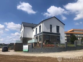 Prodej rodinného domu 217,6 m2, pozemek 300 m2 Praha 5 - Pra