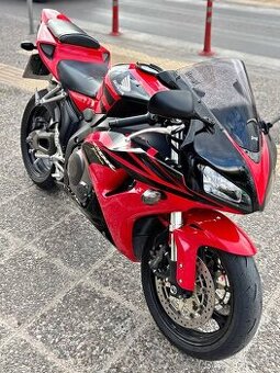 Honda cbr 1000rr