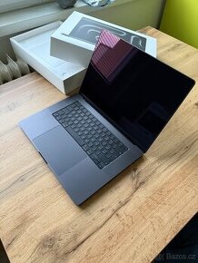 MacBook pro 16 m3 18GB Ram/ 512GB ssd (TOP stav - záruka)