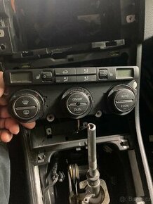 VW Passat b6 3C ovládací panel klimatizace