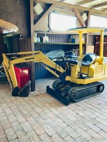 Komatsu 1.2tuny, obratný japonský minibagr