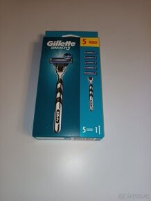 Holicí strojek GILLETTE Mach3 + hlavice 5 ks