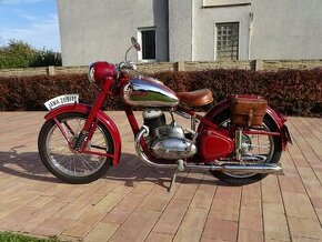 Jawa 250 Pérák, rok výroby 1951