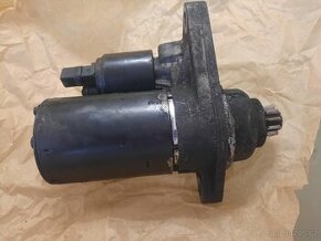 Prodám starter Bosch 02T911023E - 1