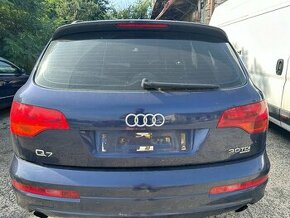 Zadni pate dvere KUFR Audi Q7 2008