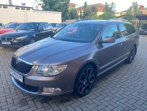 Škoda Superb II 3.6 FSI Kombi - plná výbava  - 1