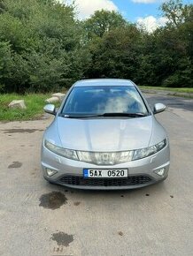 Honda Civic 1,8i 103kw 8/2008 stříbrná