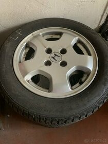 Zimní pneu kola Honda 185 / 60 R14