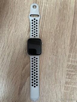 Hodinky Apple Watch 7 Nike 45mm