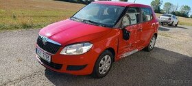 Škoda fabia málo km.