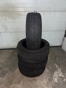 225/50 R18 KUMHO zimní pneu - 1