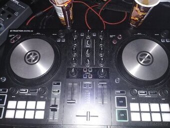 Traktor kontrol S2 mk3 - 1