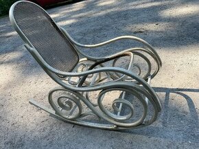 Houpací křeslo TON thonet na renovaci