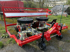 Sadič zeleniny za traktor Spapperi TB24 Twindrive