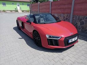 Audi R8 SPYDER 5,2 V10, 540 PS, Max.výbava, najeto 9 430 km