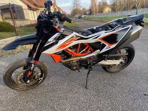 ktm 690 SMCR