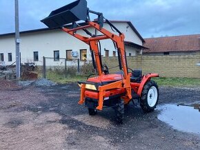 Malotraktor Kubota GL25 s originál nakladačem