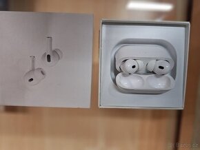 Apple AirPods Pro (2. generace) - 1