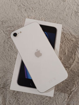 Iphone SE 2020 64GB, bílá barva - pěkný stav