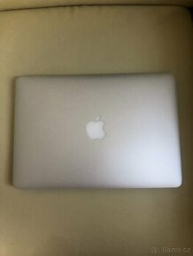 MacBook Pro 13'' - 1