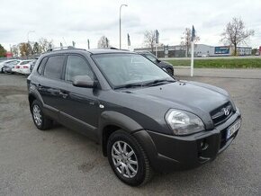 Hyundai Tucson 2,0 CRDi 4x4,1.maj.,po servisu