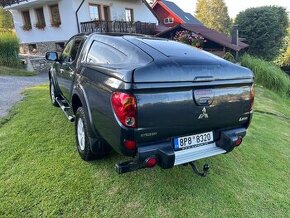 Mitsubishi L200 hardtop