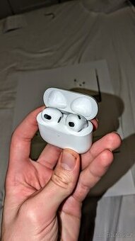 Airpods 3 generace v záruce