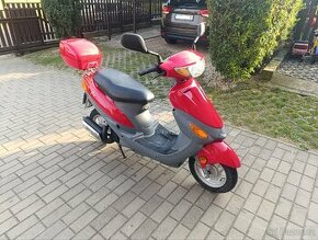 Skútr Yuki 50cc 2T