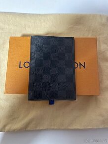 Passport cover Louis Vuitton