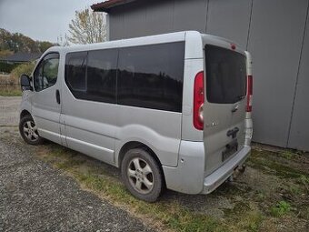 Renault Trafic,Vivaro 2.0dci r.v.2011 - 1