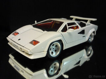 Lamborghini Countach bílý Bburago 1/18